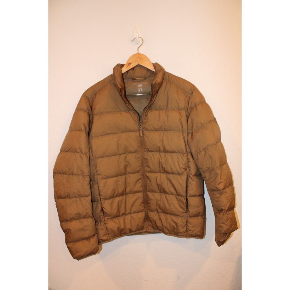 Uniqlo Ultra Light Down puffer jacket light brown tan camel size medium